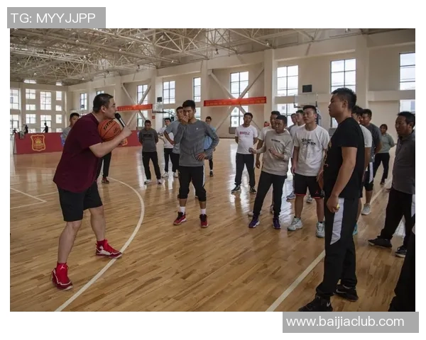 重庆篮球队的崛起之路世界锦标赛背后的奋斗与荣耀 重庆篮球队的崛起之路世界锦标赛背后的奋斗与荣耀